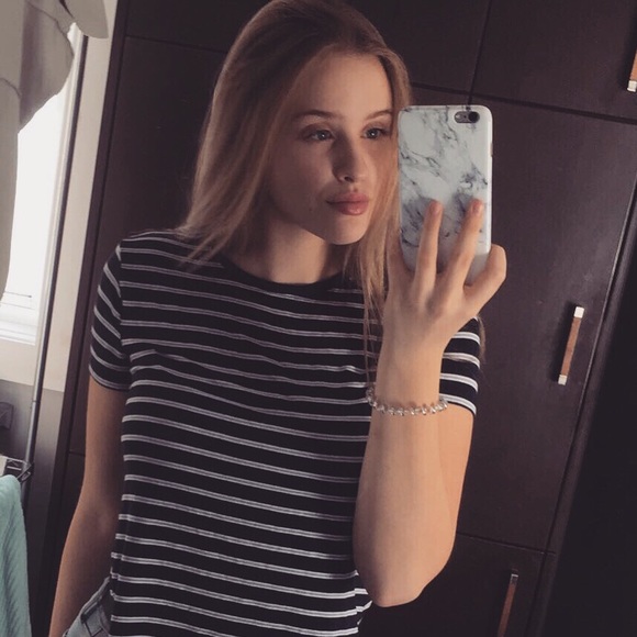 laur_2001